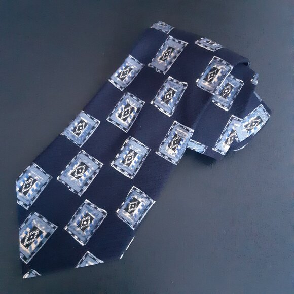 Hugo Boss Navy 100% Silk Men's Tie with Light Blue Rectangle Print - Picture 9 of 11